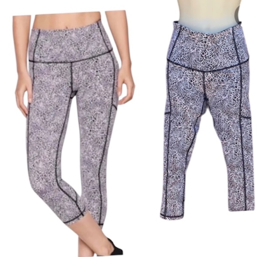 Victoria Sport Women Black with Purple and White Patterned Leggings